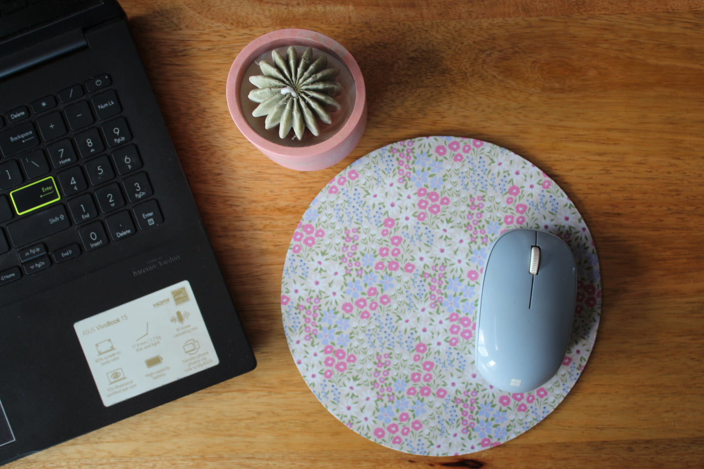 Small Wildflower Round Mousepad