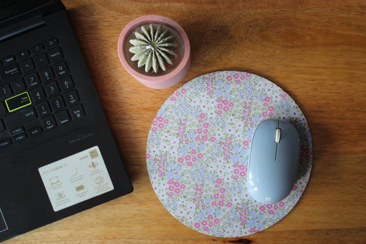 Small Wildflower Round Mousepad