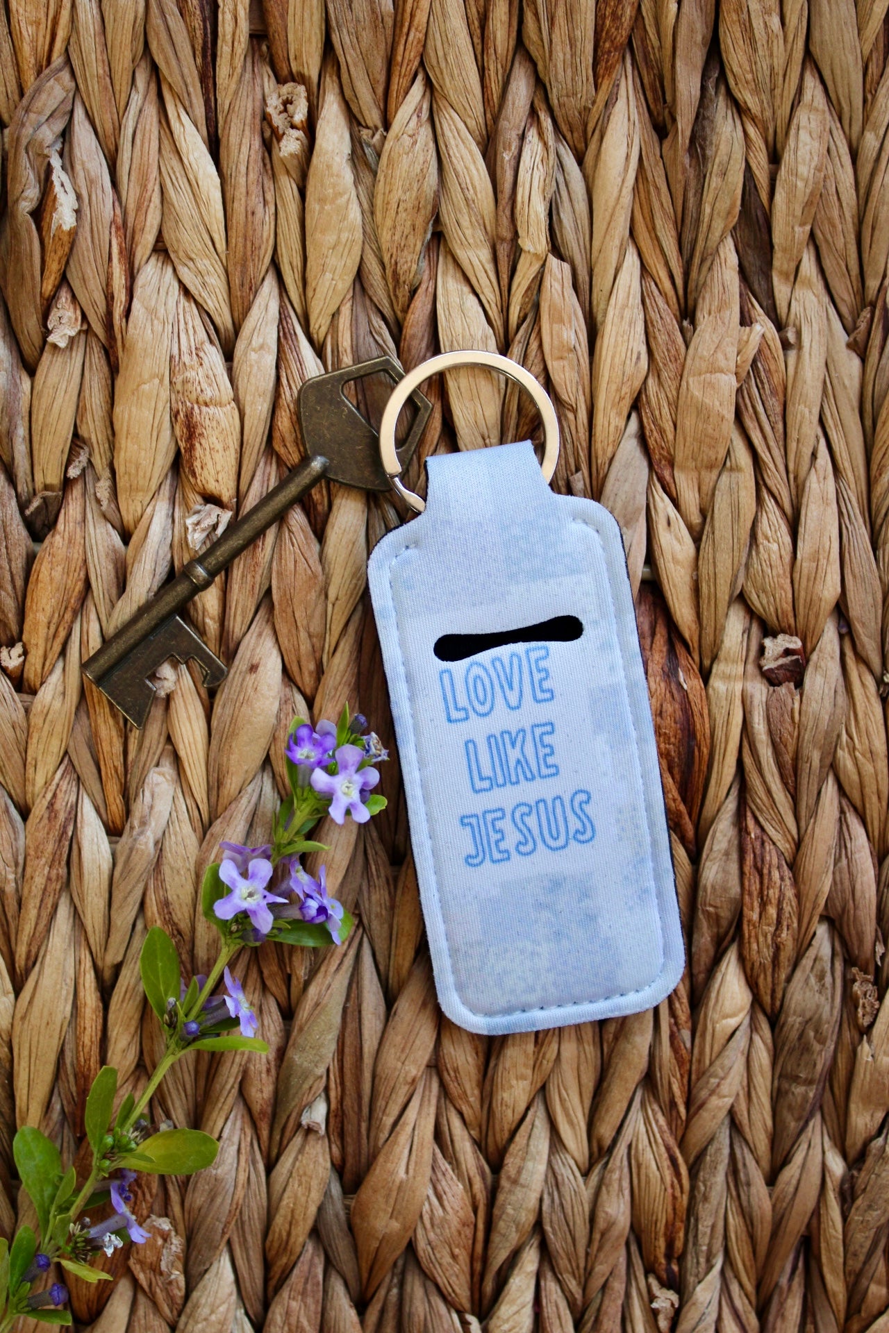 Love Like Jesus Lip-Balm Holder