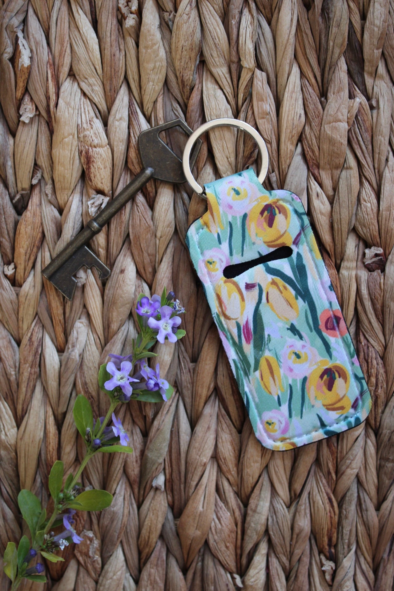Tulip Lip-Balm Holder