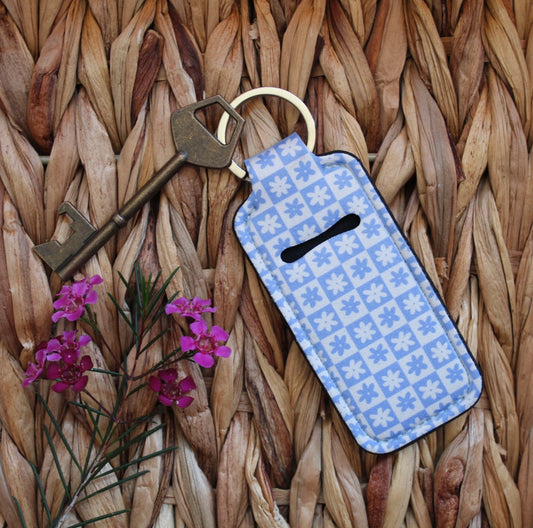 Blue Flower Checkered Lip-Balm Holder